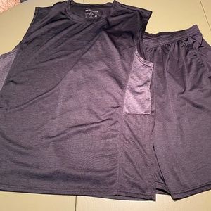 Athletic top and bottom